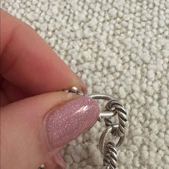 DY Madison Chain Small Bracelet in Sterling Silver, 8.5mm - Picture 3 of 4